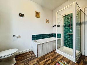 Bathroom- click for photo gallery